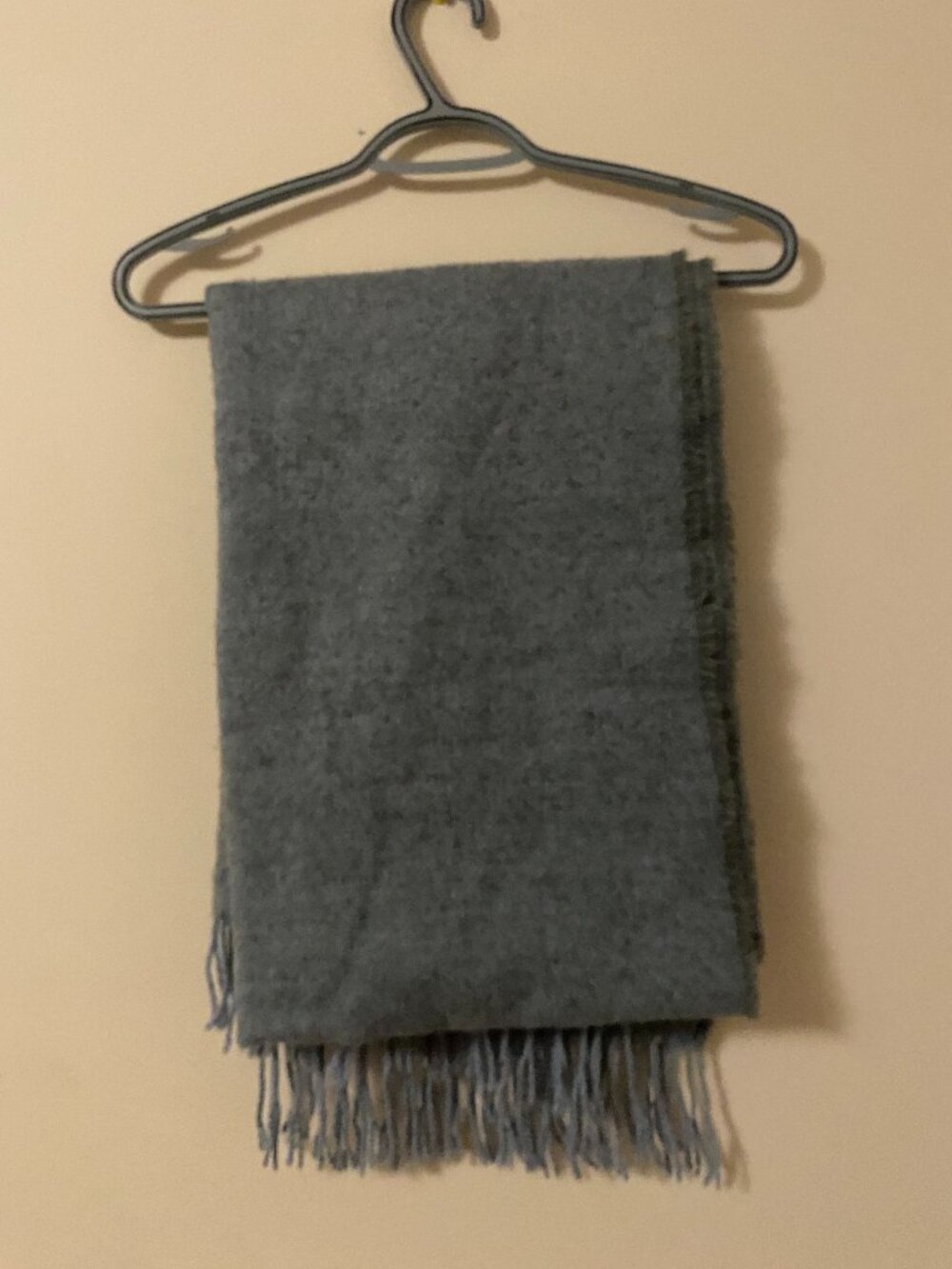 dark grey scarf